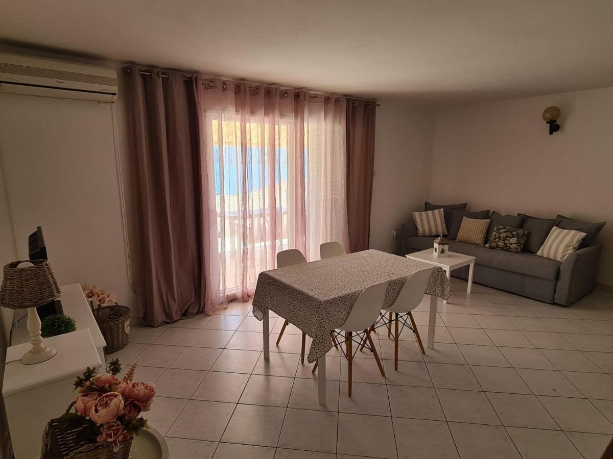 Apartmani More קומרנה מראה חיצוני תמונה