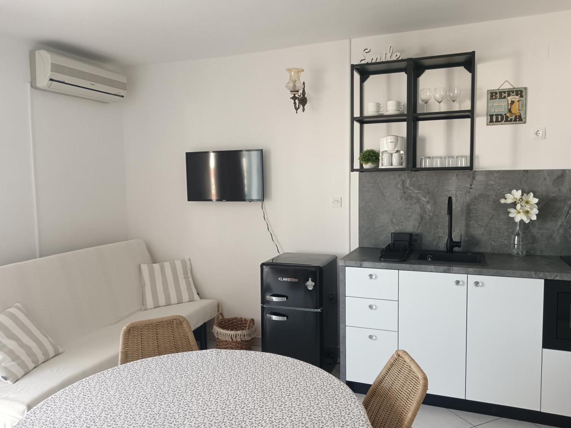 Apartmani More קומרנה מראה חיצוני תמונה