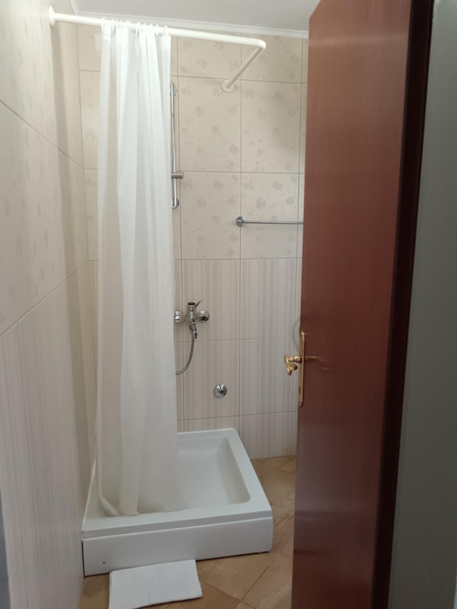 Apartmani More קומרנה מראה חיצוני תמונה